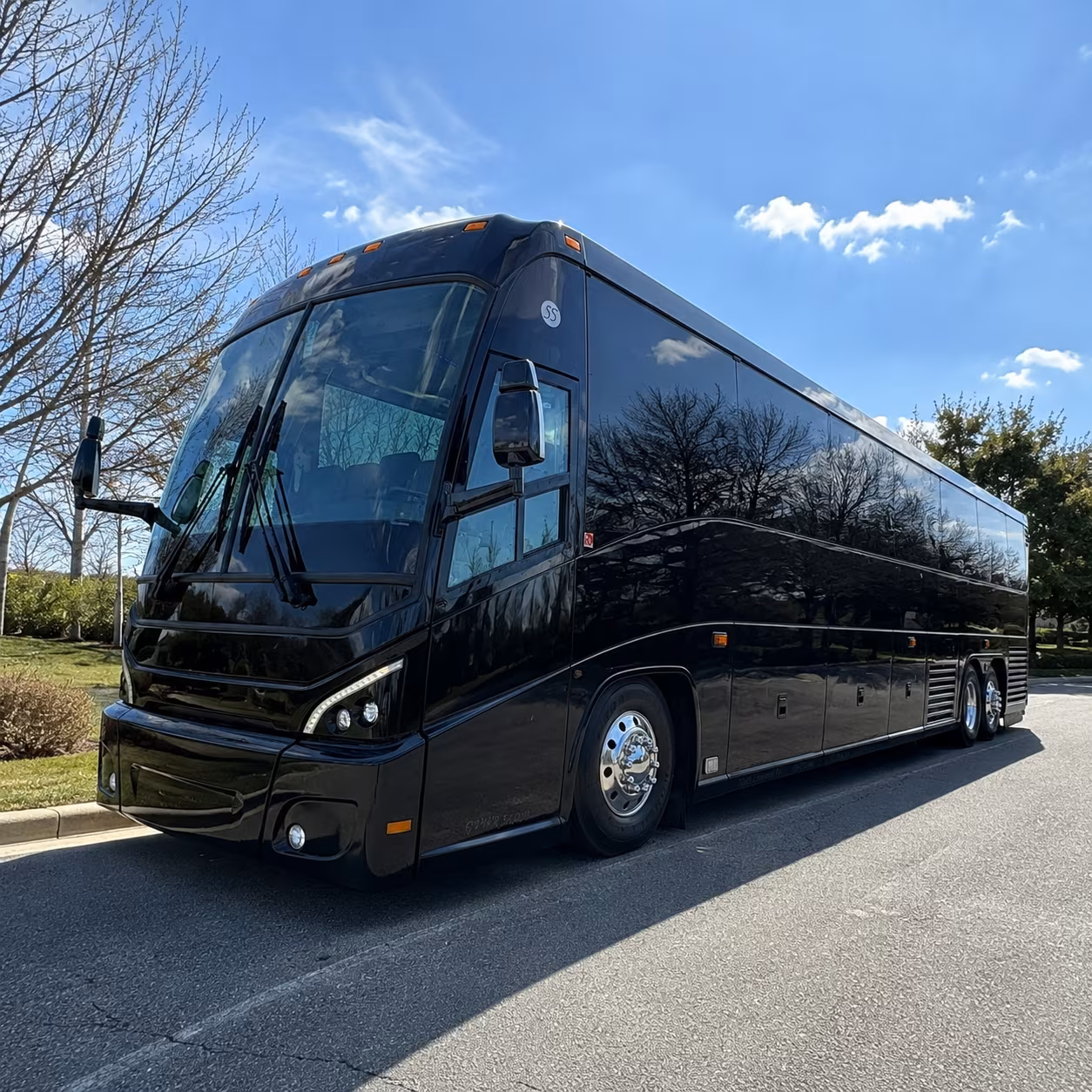 bus rentals for employers near mississippi christian university and clinton s business district