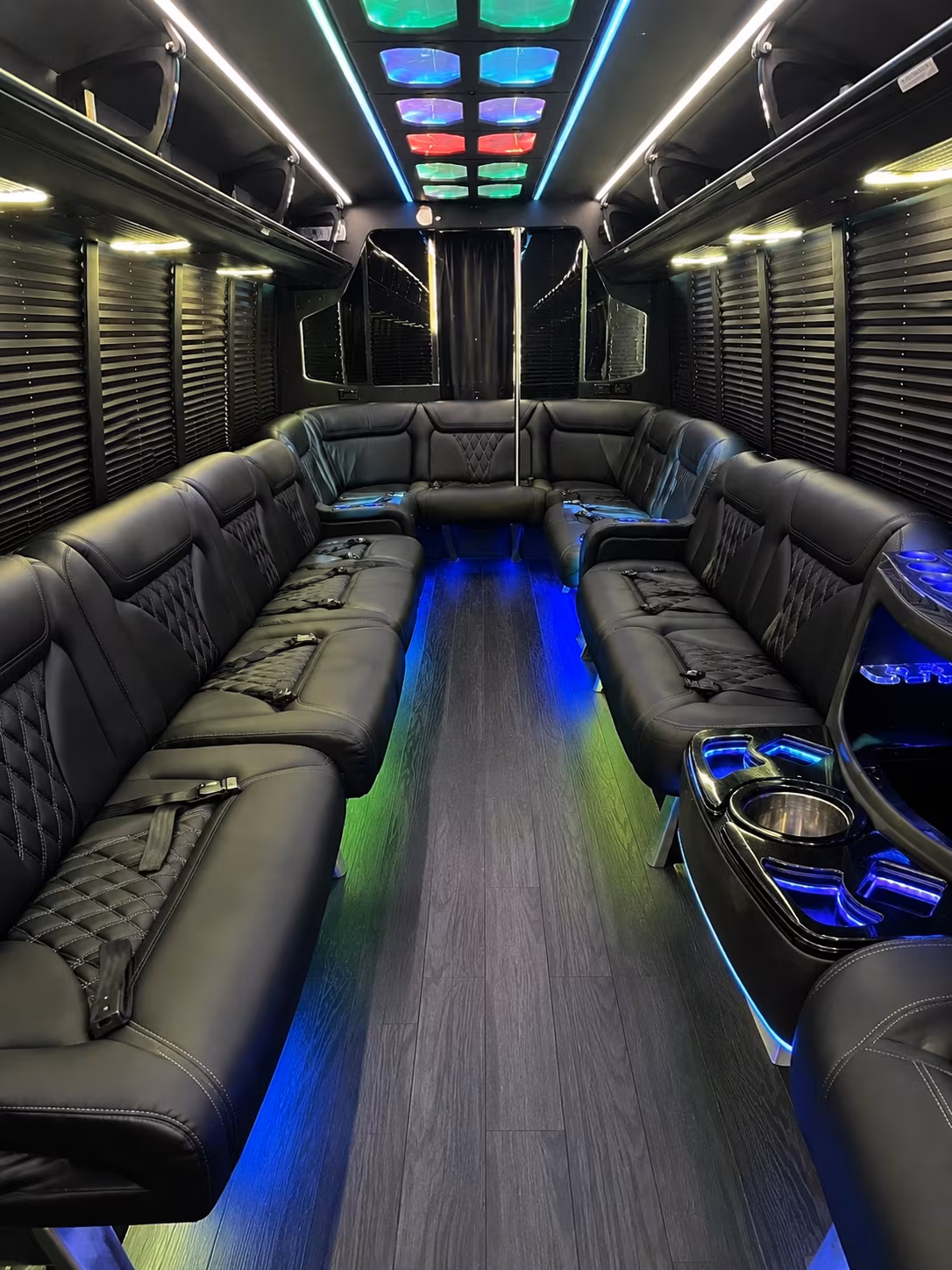 clinton 20 passenger party bus interior