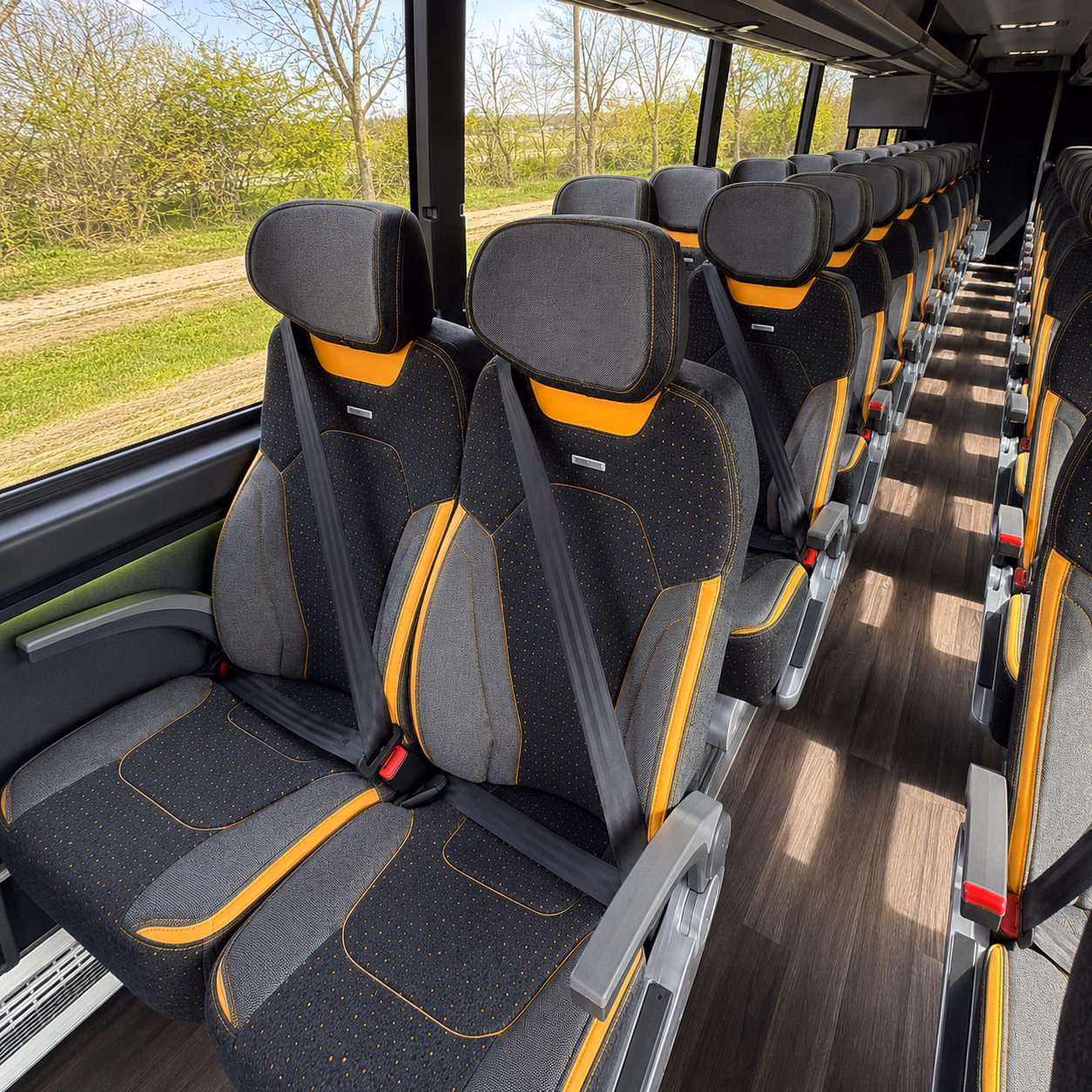 clinton charter bus rentals to memphis tennessee