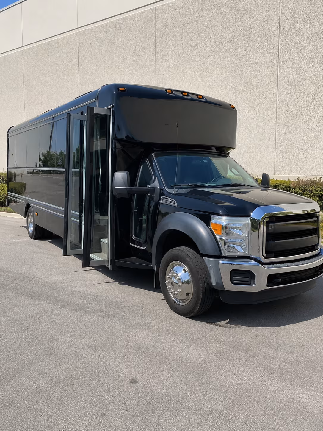clinton quinceanera sweet 16 party bus rental