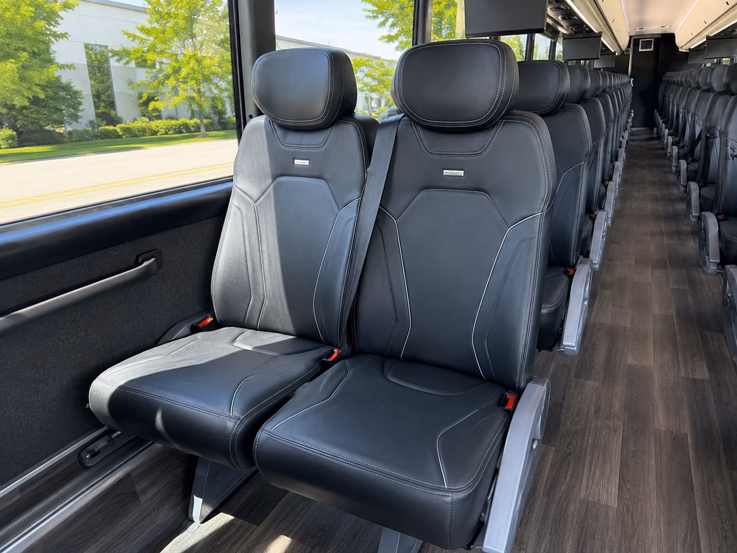 corporate and group event buses to mississippi wine festivals and tasting events